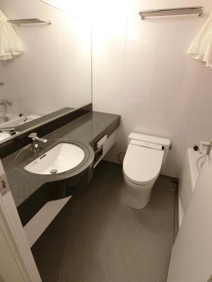 Studio Inn Nishi Shinjuku Токіо Екстер'єр фото